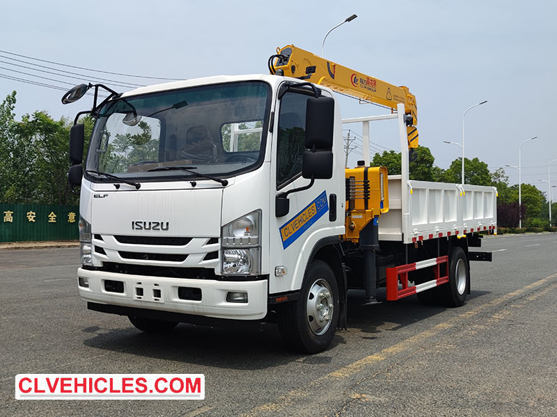 ISUZU cargo truck with crane