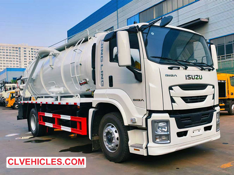 ISUZU GIGA vacuum truck