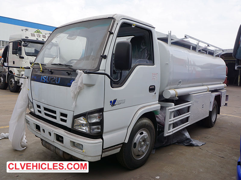 ISUZU Fuel tanker